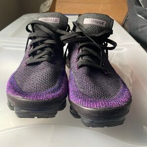 Nike Mens Vapormax Size 12 purple and black LIKE NEW